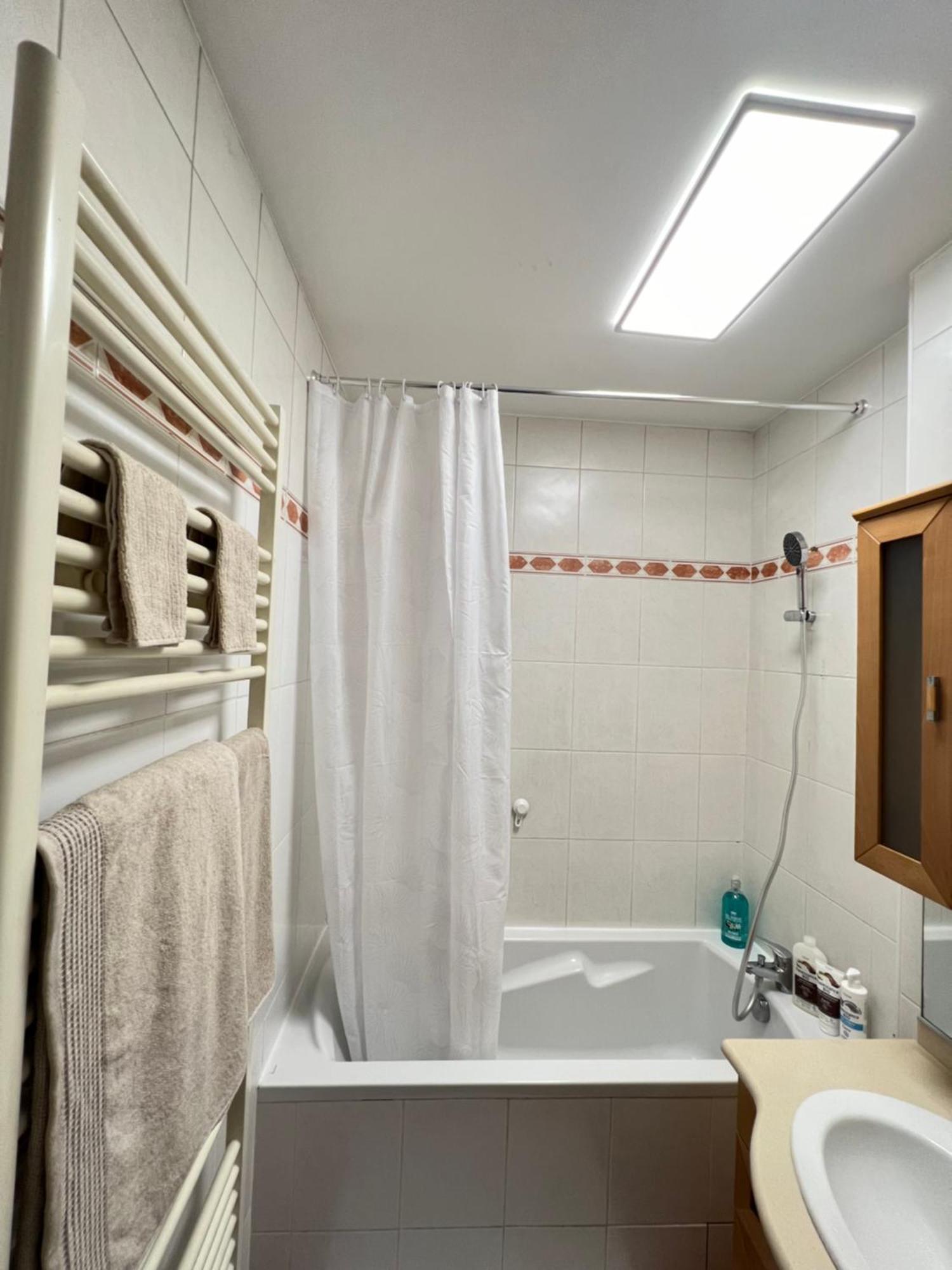 Appartement Coquelicot 25Km Paris Et Disney Pontault-Combault Exterior foto